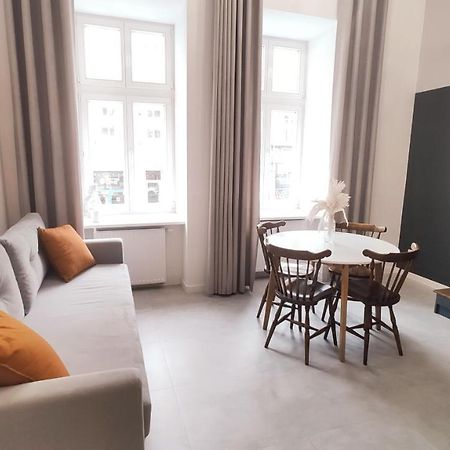Starowislna 43 By Homeprime Krakau Buitenkant foto